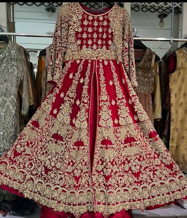 beautiful bridal lehnga  only onetime  used 2