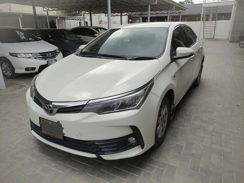 Toyota Corolla GLI 2017 Facelift 0