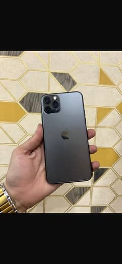 iPhone 11pro 256gb pta approved