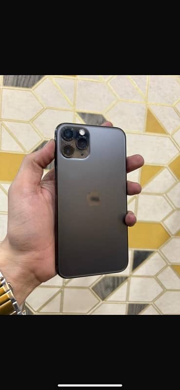 iPhone 11pro 256gb pta approved 2