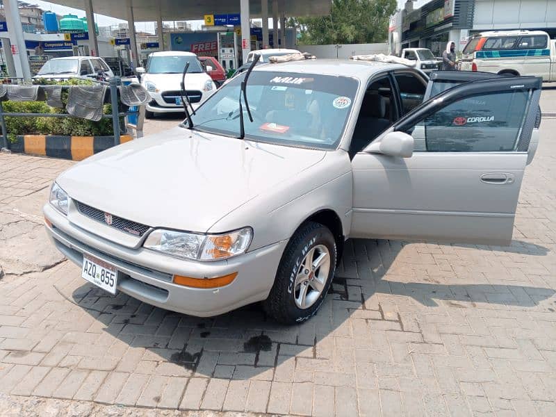 Toyota Corolla XE 2013 12