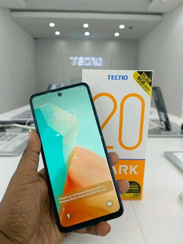 techno spark 20 8+8/256 gb 2 month used 1