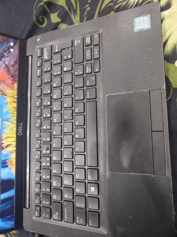 Dell Latitude 7390 i7 8 Generation 3