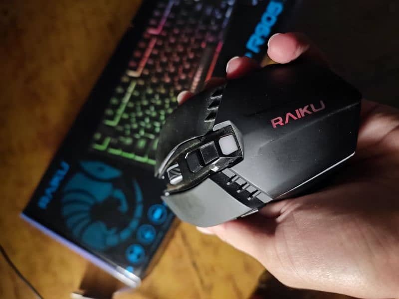 Raiku R905 Gaming Wirleless Keyboard and Mouse set 4