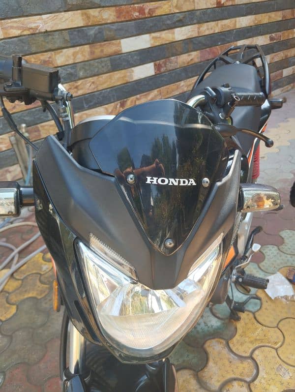 Honda cb150 new 4