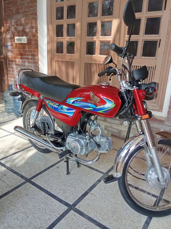 Honda CD70 2024 0