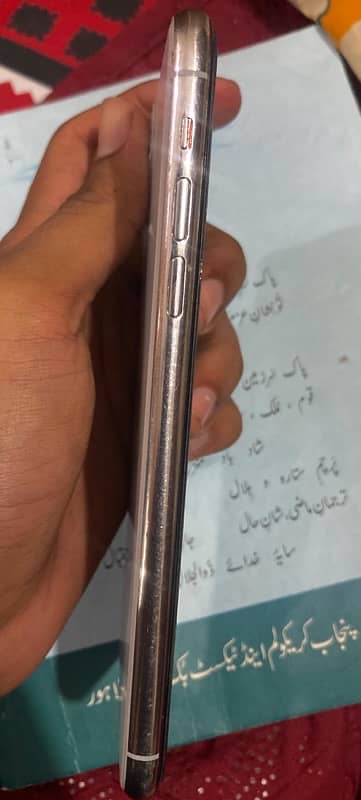 IPHONE 11 PRO MAX 256gb 1