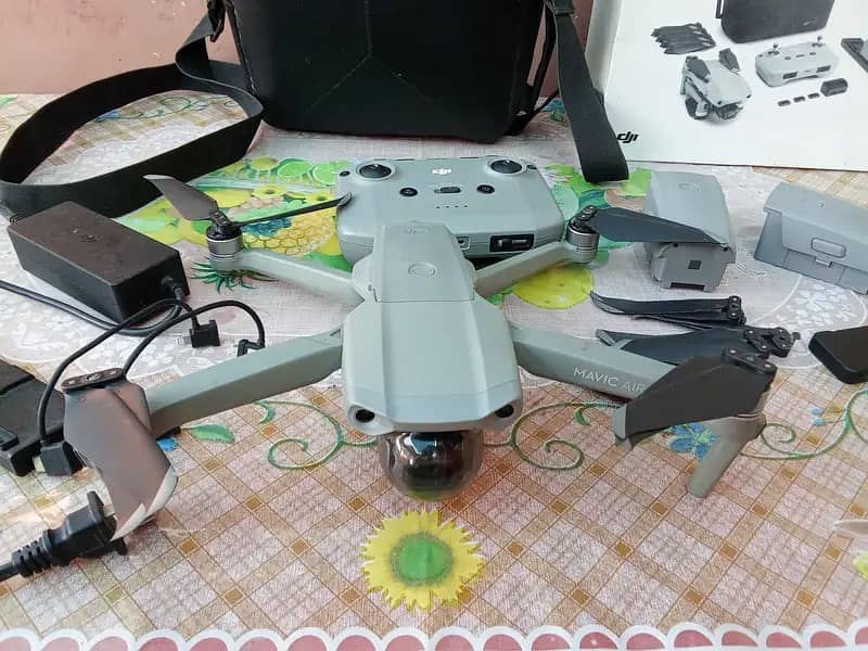 Dron mavic air 2 for sale condition 10/8 6