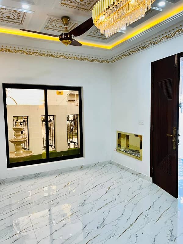 12 Marla 4 Bedroom House Availablr for Rent in Askari-2, Sherpao Bridge Colony Lahore 19