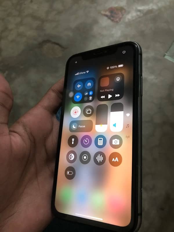 iphone 11 factory unlock ( Ufone + Onic sim work ) 5