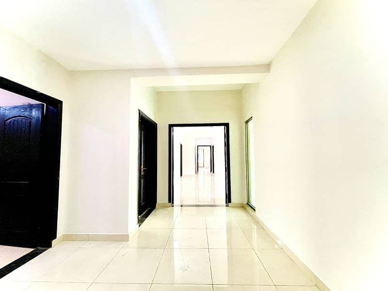 10 Marla New Apartment In Askari 10 For Rent Other Options Available 5