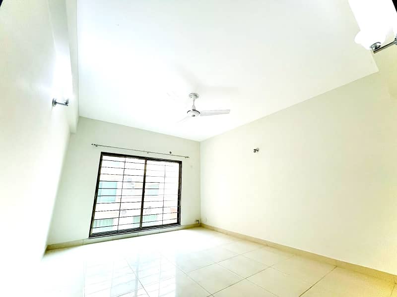 10 Marla New Apartment In Askari 10 For Rent Other Options Available 8