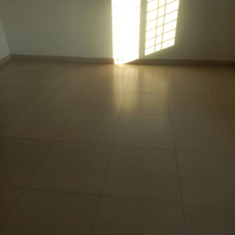 10 Marla Apartment 4 Floor For Rent 110k Rent And Ground Floor For Rent 120k Rent 7