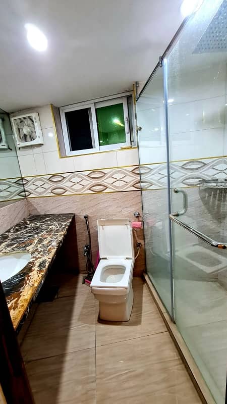 1 Fully Furnished Appartment in Cantt & studio Appartment available han 7