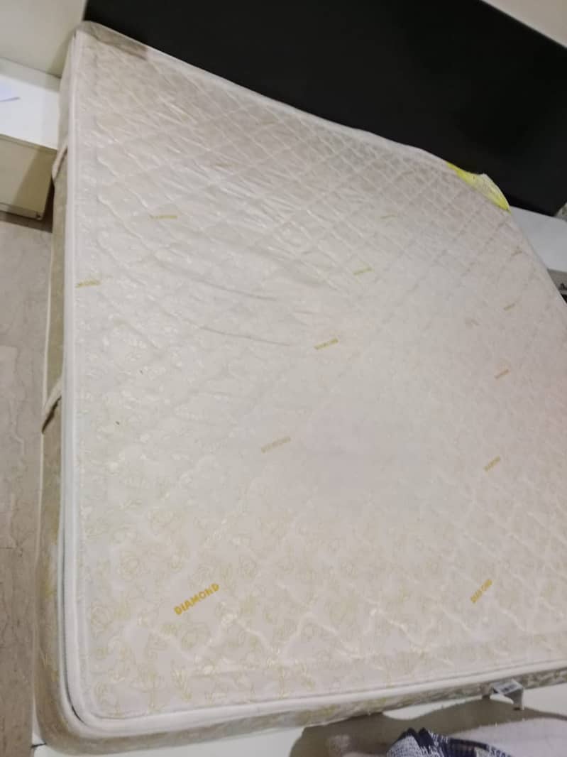 Spring Mattress like a new Mattress and Diamond  brand 2