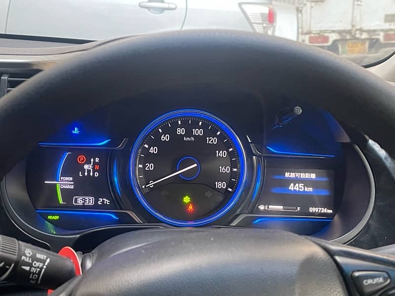 Honda Grace Hybrid 2015 3