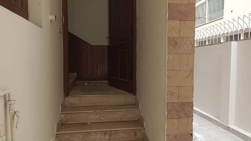 2 Kanal Upper Portion Lower Locked 3 Beds Attach Bath Room TV Lounge Available For Rent In Dha Phase 2 5