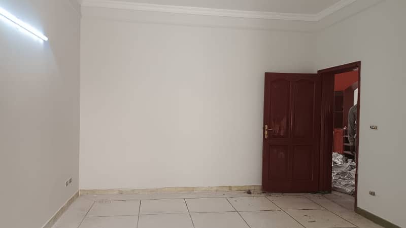 2 Kanal Upper Portion Lower Locked 3 Beds Attach Bath Room TV Lounge Available For Rent In Dha Phase 2 9