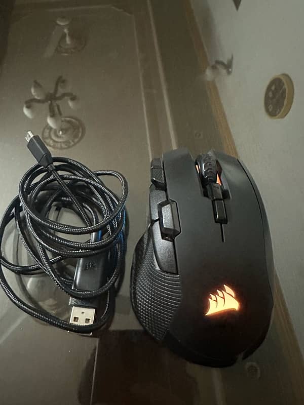 CORSAIR IRONCLAW RGB MOUSE 0