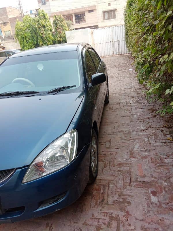 Mitsubishi lancer 1.3 GLX 2005 1