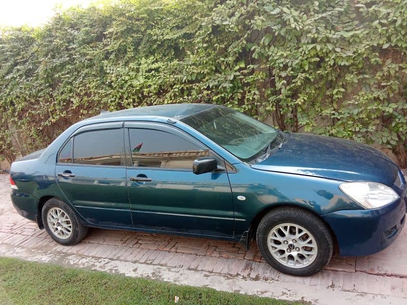 Mitsubishi lancer 1.3 GLX 2005 6