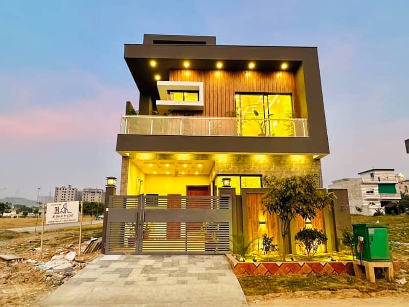 3 Years Installments Plan Brand New Luxury House For Sale In Park View City 0