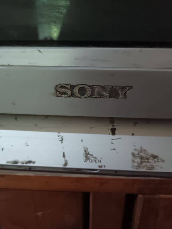 sony tv a quality ok achi quality good big size 2