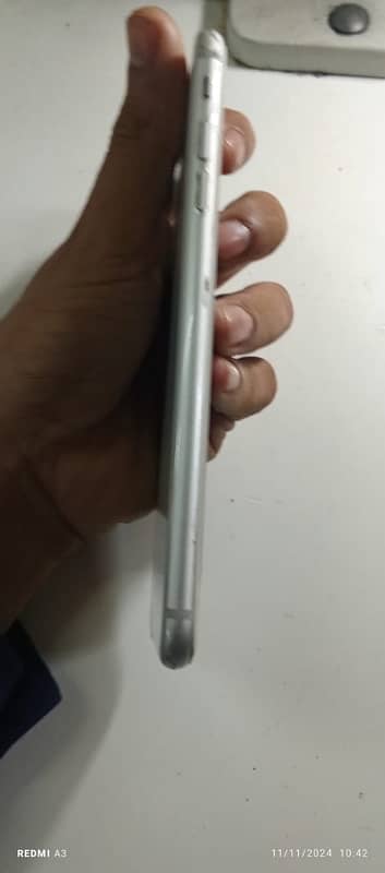 iPhone 8 Plus 64gb pta approved 3