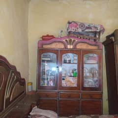 dressing table & showcase