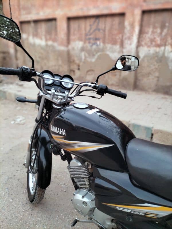 Yamaha YBR-Z 125cc 2018 Available in Mint Condition 5