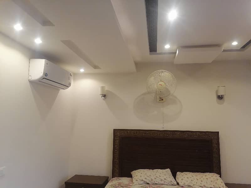 1 BAD FULL FURNISHED APARTMENT FOR RENT IN SECTOR F BAHRIA TOWN LAHORE 8