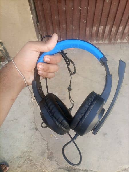 Gaming headphone 1