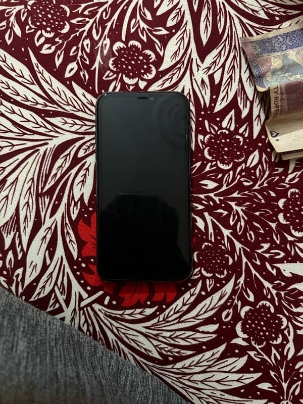 Iphone 11 64 GB 6