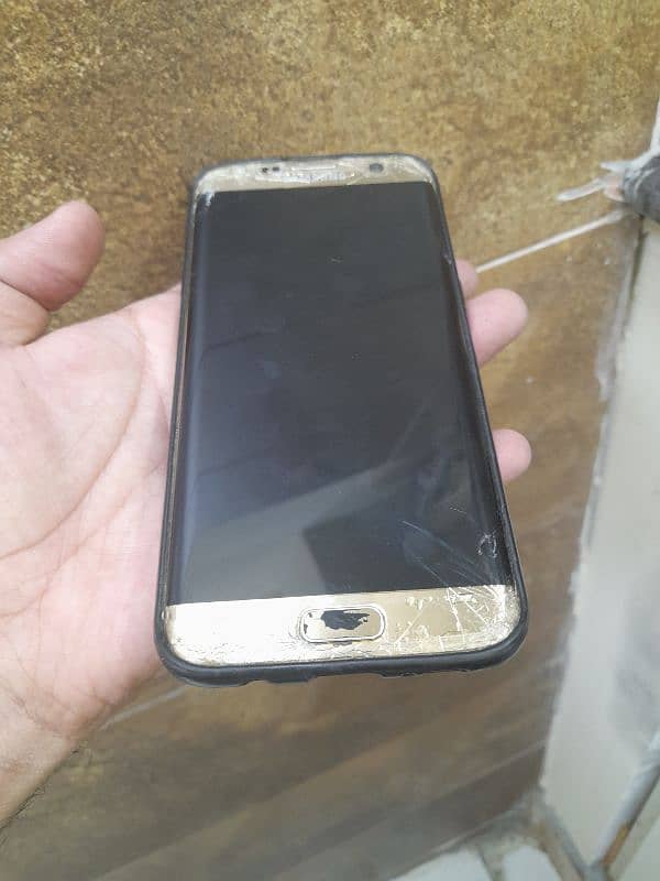 Samsung s7 edge 4GB Ram 32GB rom 7