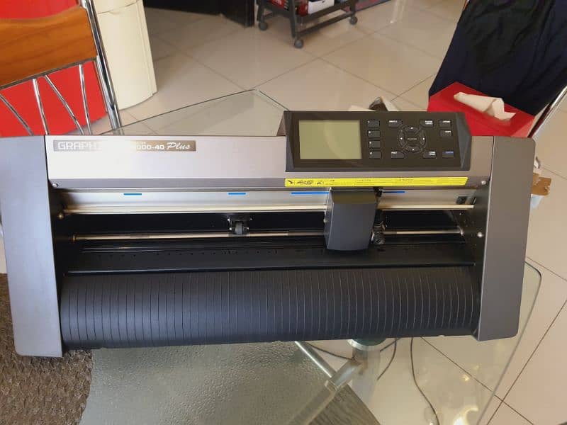 CUTTING PLOTTER GRAPHTEC CE6000-40 Plus ( self import) 3