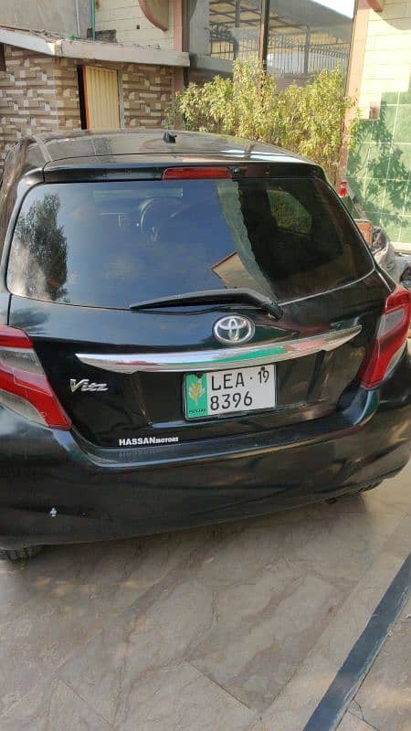 Toyota Vitz 2015 5