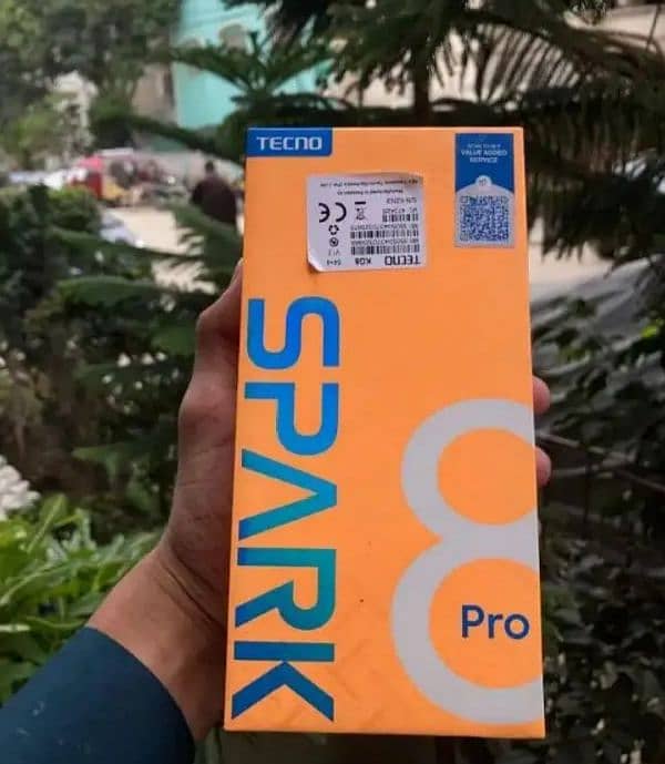 Tecno spark 8 pro 4/64 2