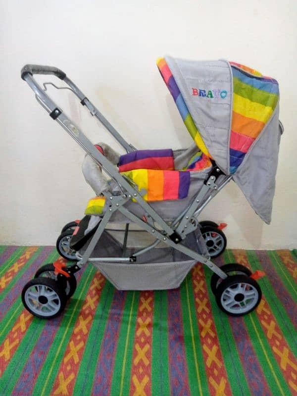 Beautiful Baby Pram O3358O8816O Call/Whatsap. Brand New. Foldable 4