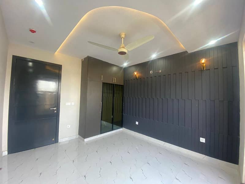 5 MARLA BRAND NEW IDEAL LOCATION HOUSE FOR SALE IN DHA 11 RAHBAR PHASE 2 EXTENSION BLOCK N 1