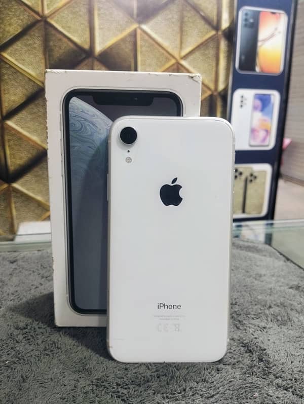 IPHONE XR 0