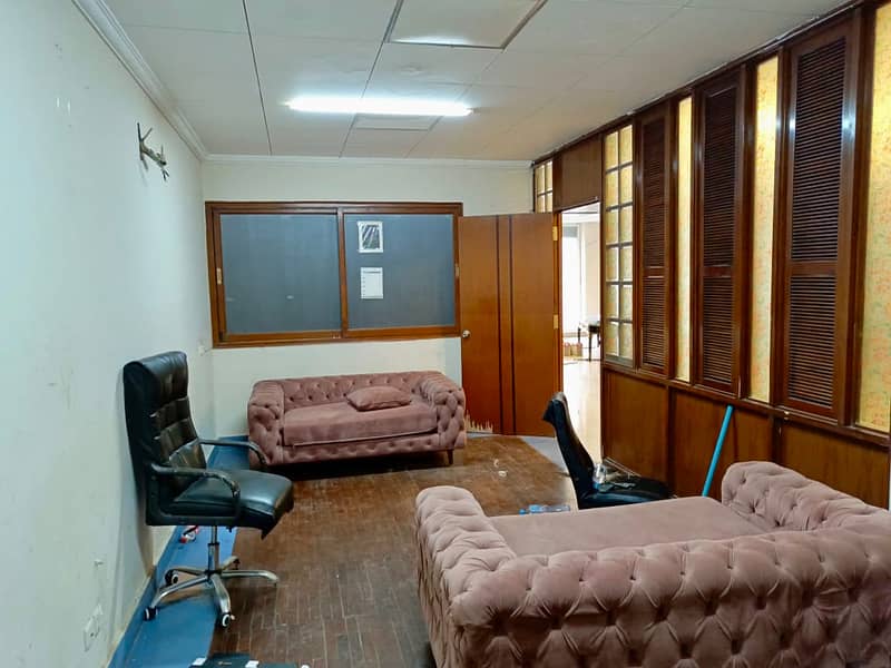 8 Marla 1st Floor Office For Rent In DHA Phase 3,Block Y, Lahore. 9