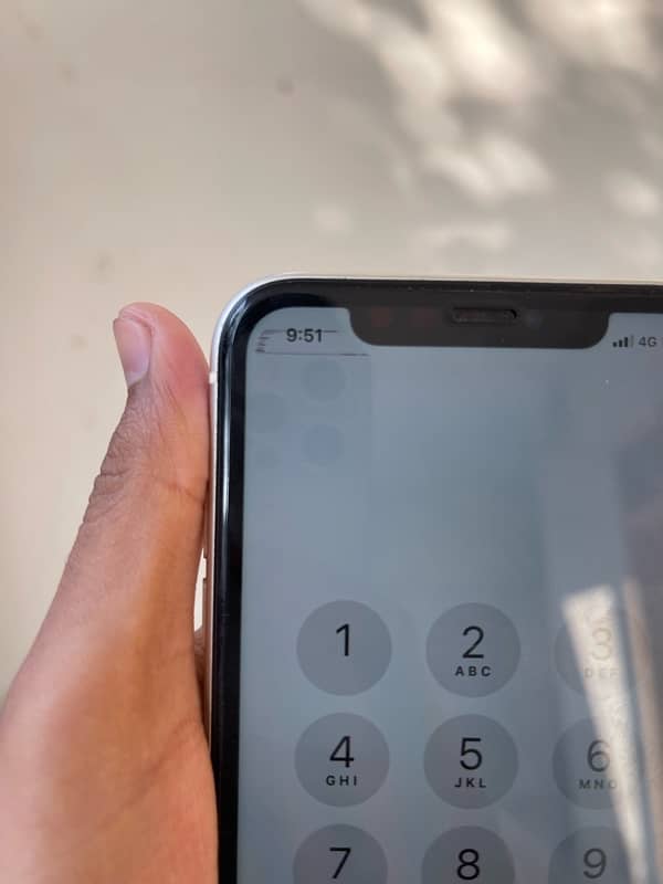 iPhone 11 64gb sim working 1