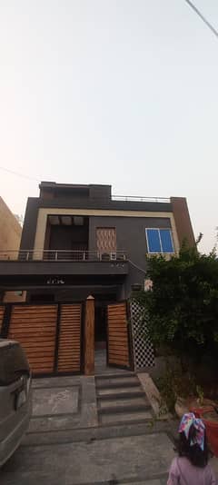 5 Marla 100% Owner Build House For Sale Central Park Lahore