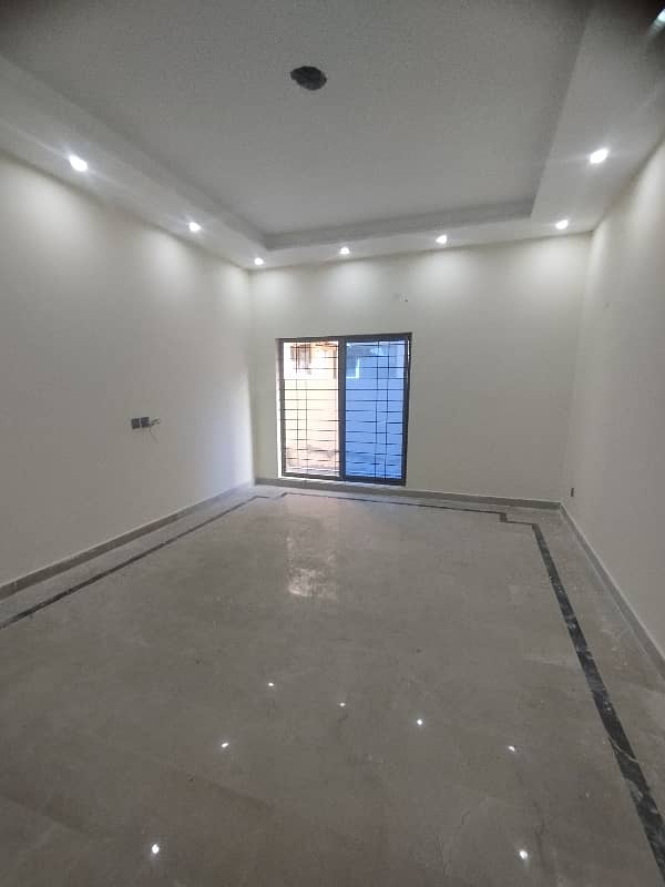 1 Kanal Beautiful second Floor Available For Rent Near All Facilities 1