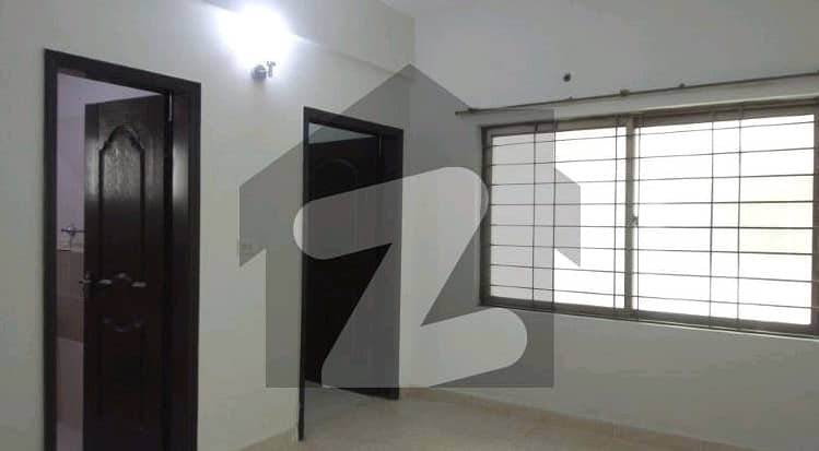 Spacious Flat Is Available For sale In Ideal Location Of Askari 11 - Sector B Apartments 13