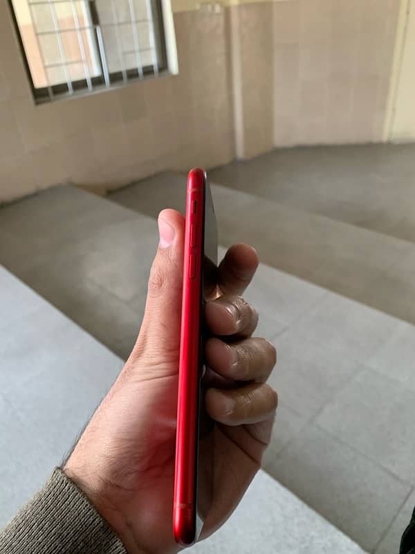 iPhone XR 2