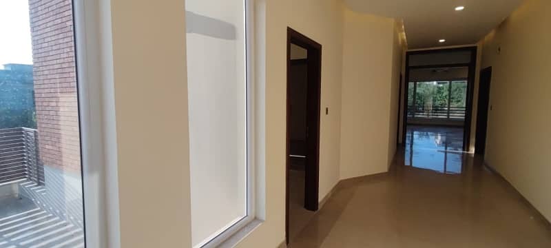 1 kanal upper portion for rent in d12 4