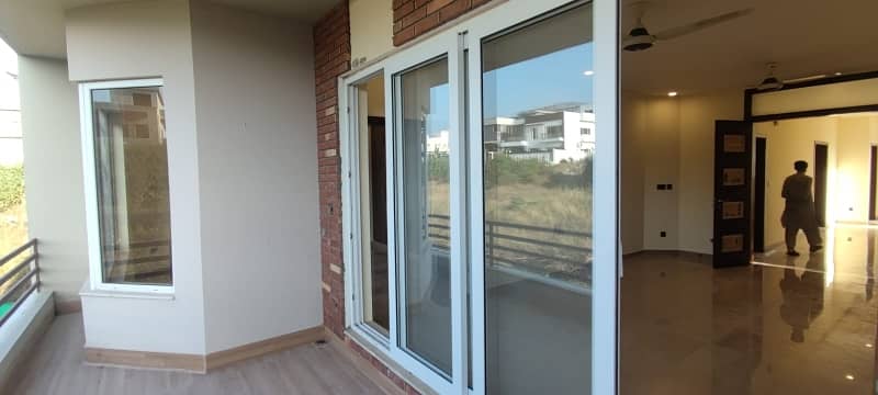 1 kanal upper portion for rent in d12 16