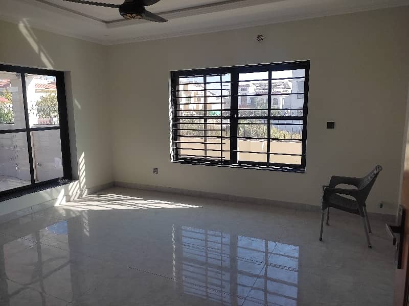 1 kanal Ground portion for rent in d 12 3