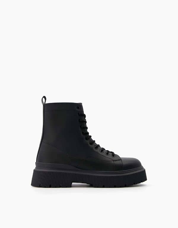 ZARA ORIGIONAL CHELSIA AND LACEUP BOOTS 11